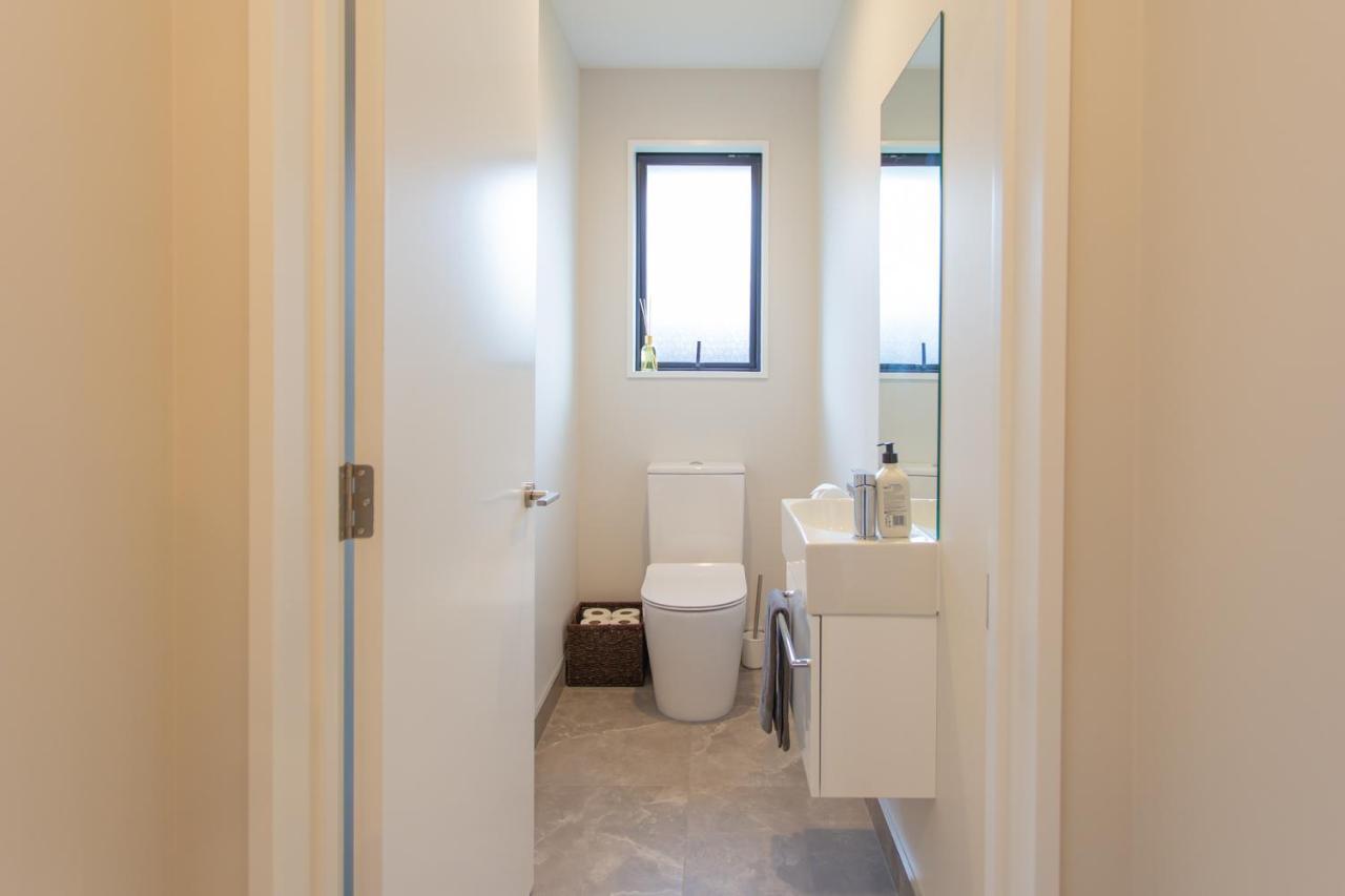 Holiday home New Luxury With Games And Park Outlook Sleeps 12, 26 Mins From Chc Airport