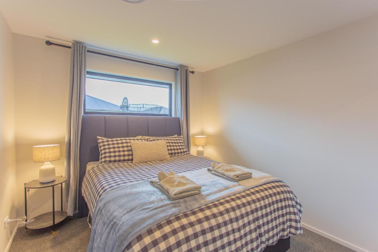 Holiday home New Luxury With Games And Park Outlook Sleeps 12, 26 Mins From Chc Airport Lincoln