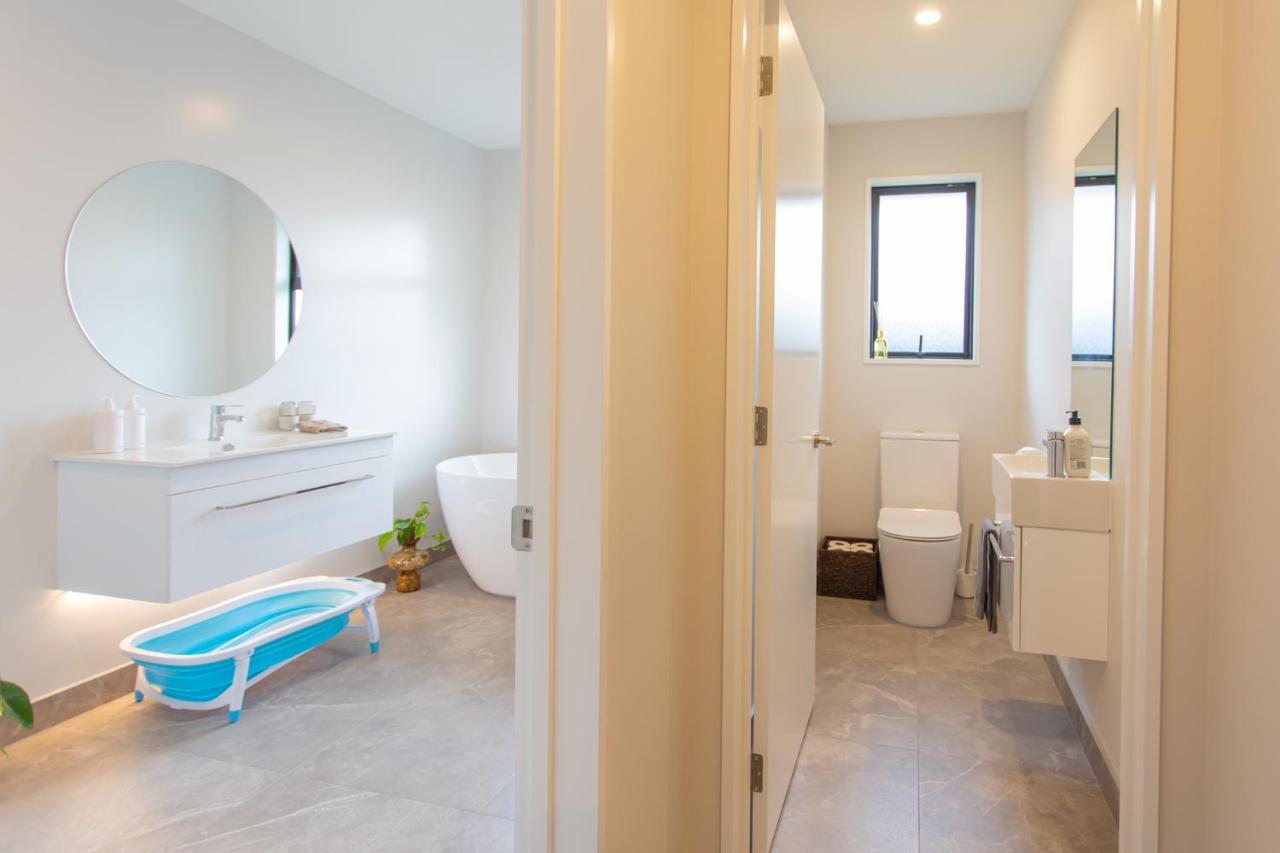 Holiday home New Luxury With Games And Park Outlook Sleeps 12, 26 Mins From Chc Airport *